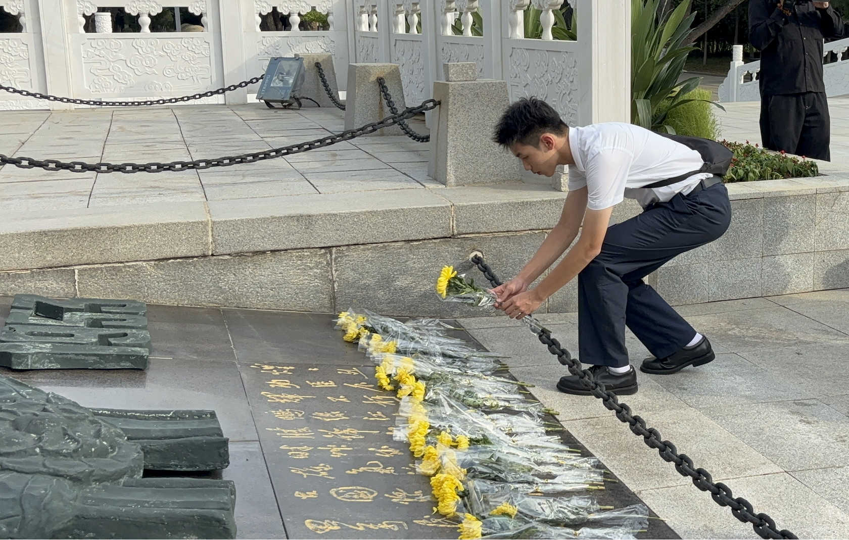 1759114044383142.jpg 1759114044383142.jpg