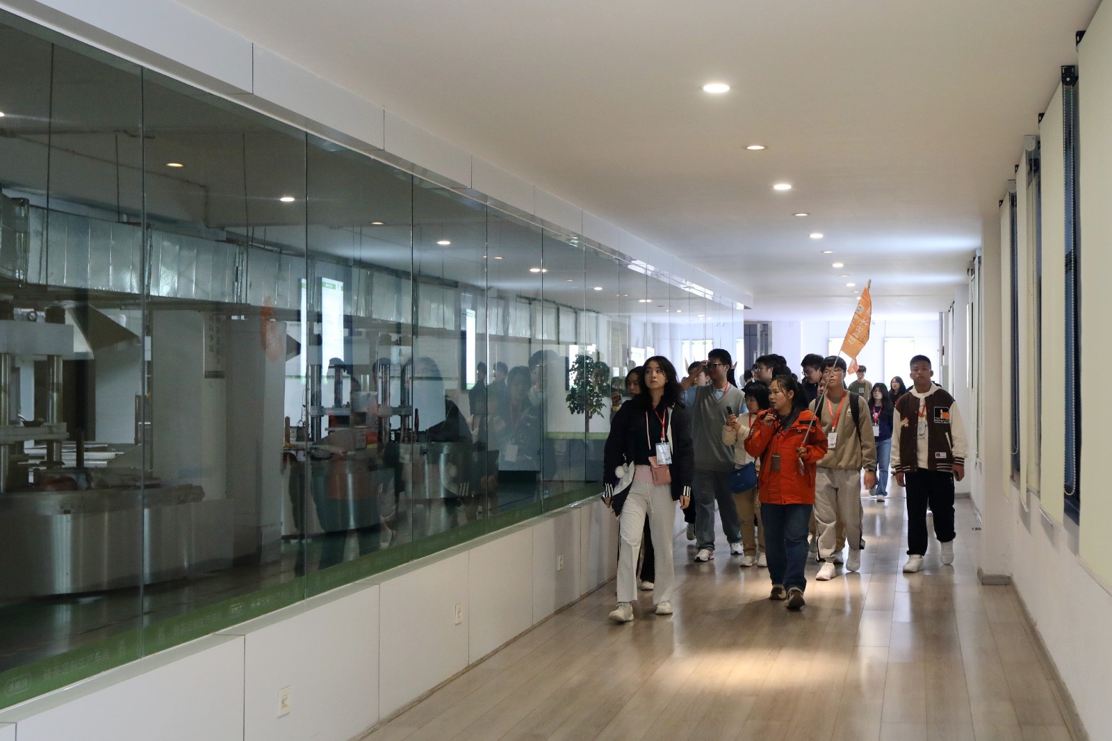 1763949365507134.jpg 1763949365507134.jpg