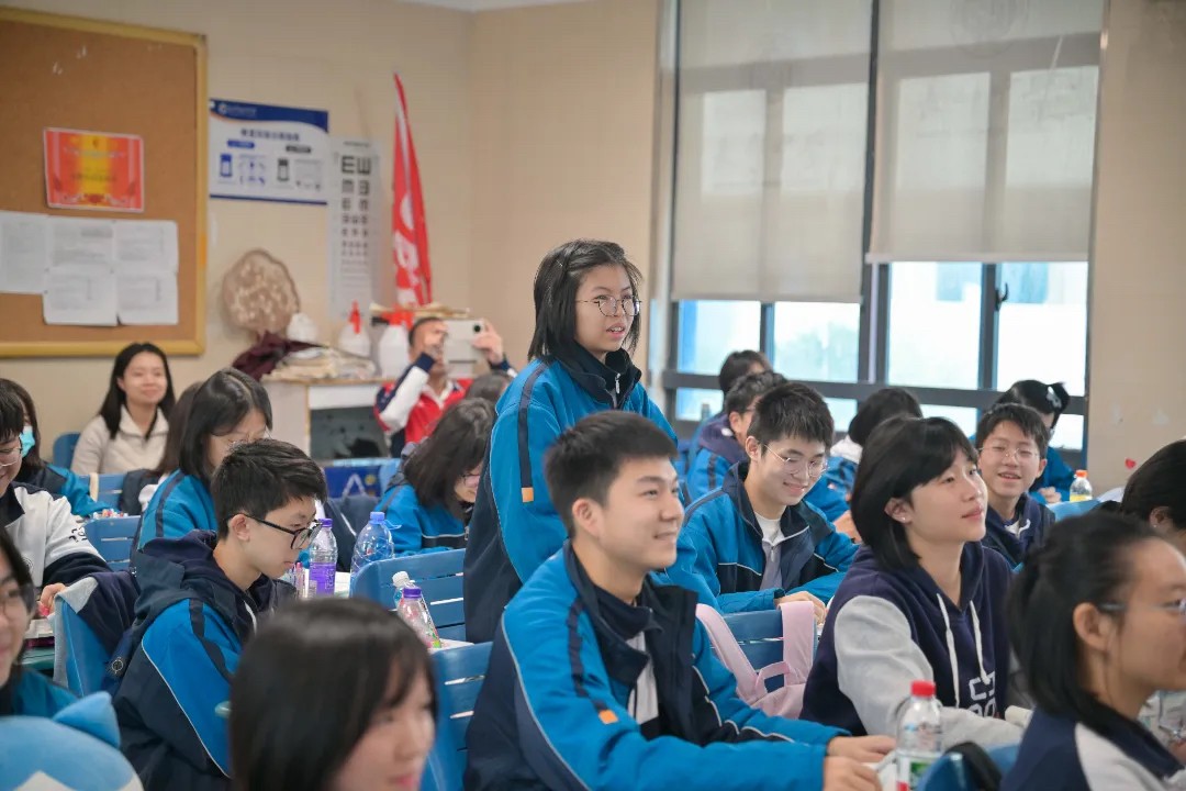 1763956836910081.jpg 1763956836910081.jpg