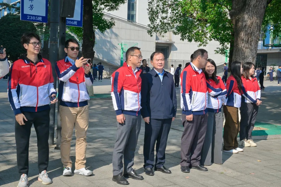 1763957305739859.jpg 1763957305739859.jpg