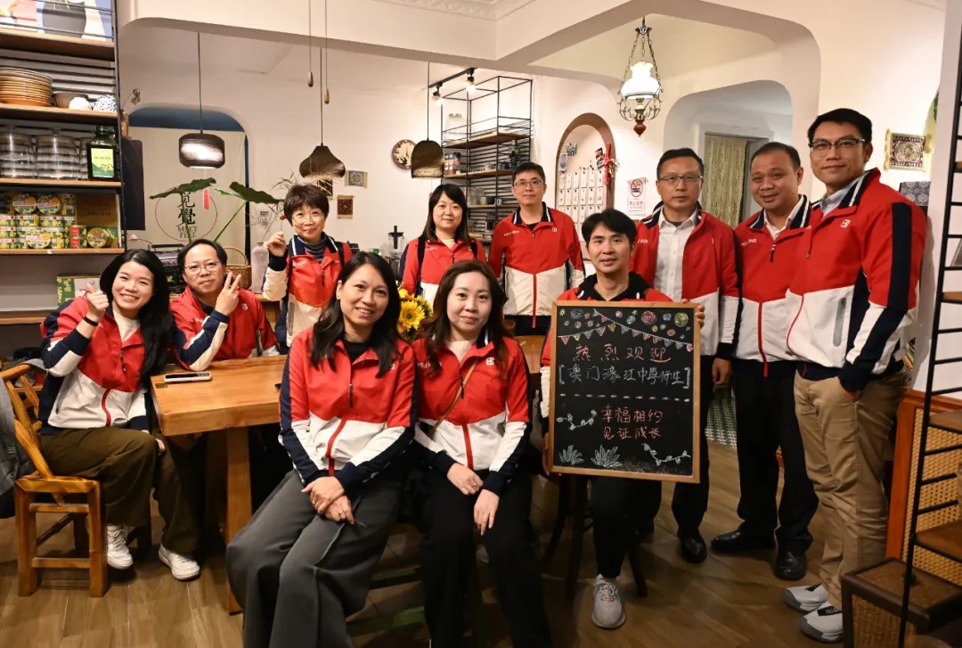 1763958368392875.jpg 1763958368392875.jpg