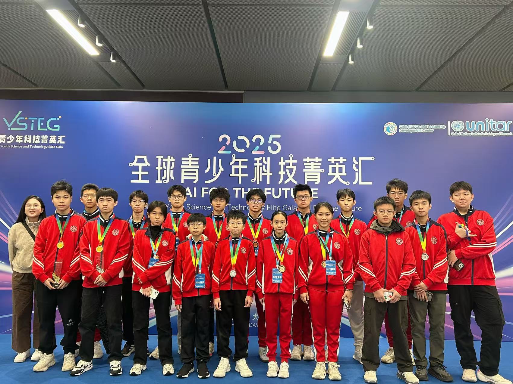 1764556858678850.jpg 1764556858678850.jpg