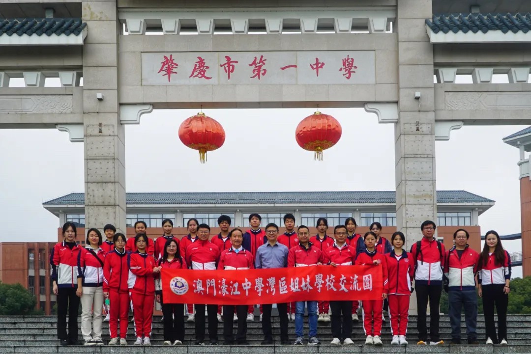 1765163307258324.jpg 1765163307258324.jpg