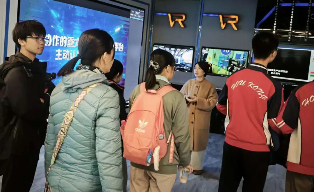 1765166944778514.jpg 1765166944778514.jpg