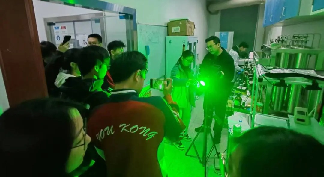 1765167359802108.jpg 1765167359802108.jpg