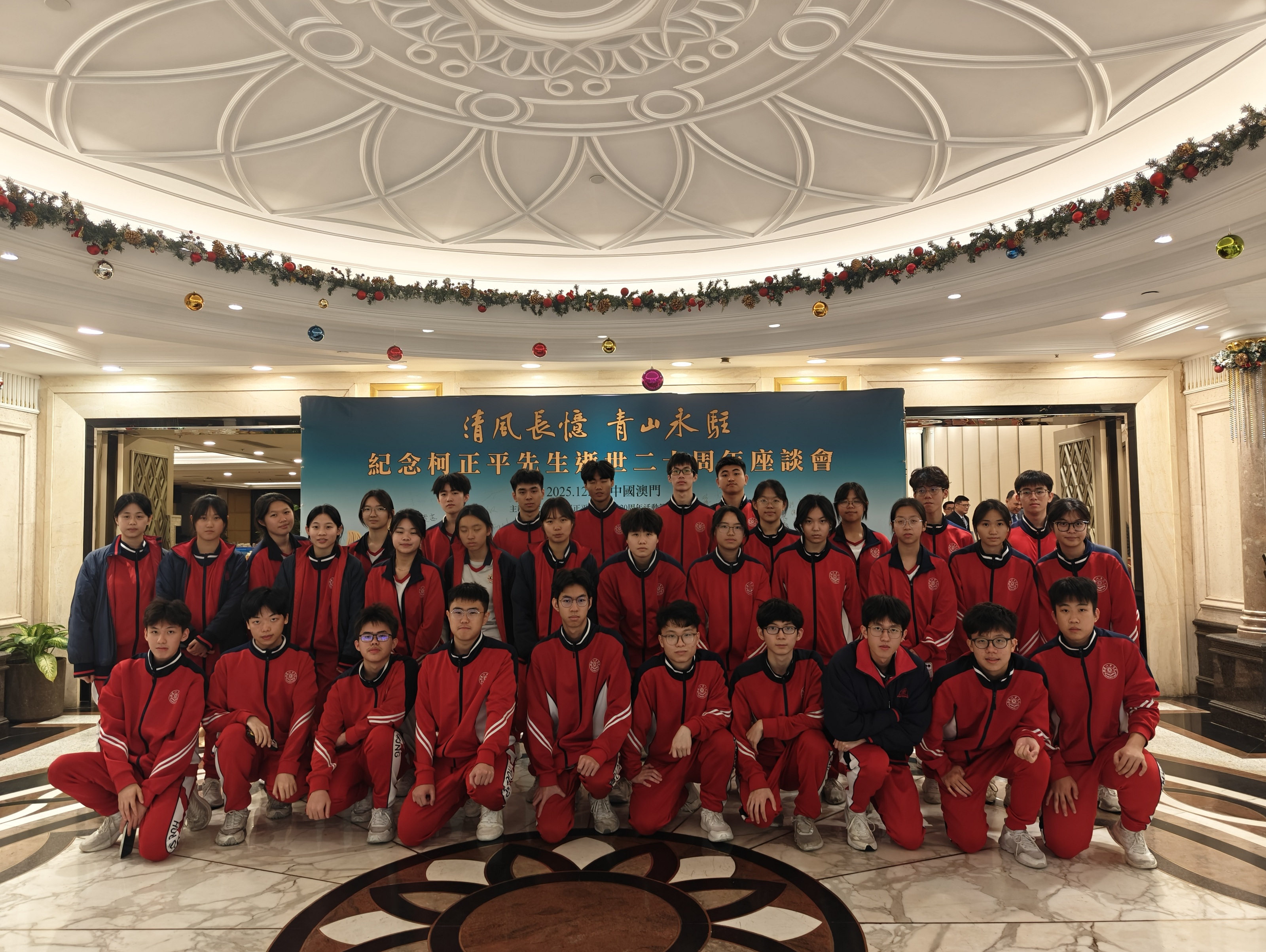 1765763186946321.jpg 1765763186946321.jpg