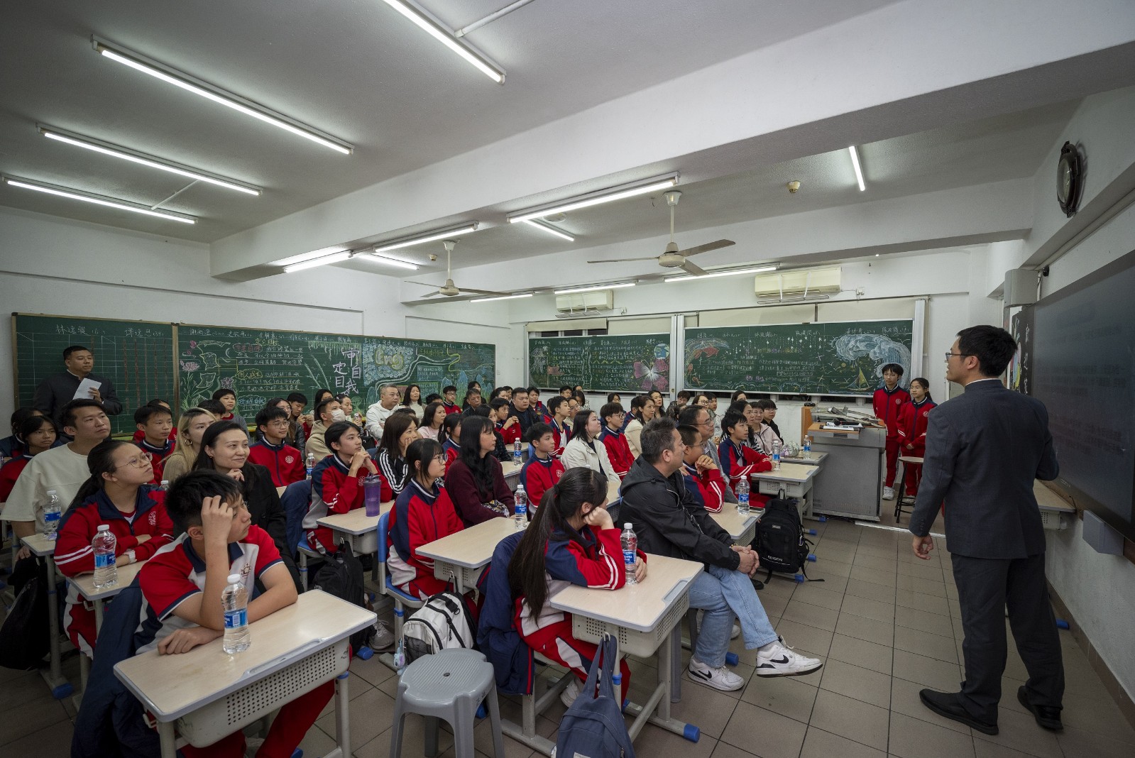 1769992819450836.jpg 1769992819450836.jpg