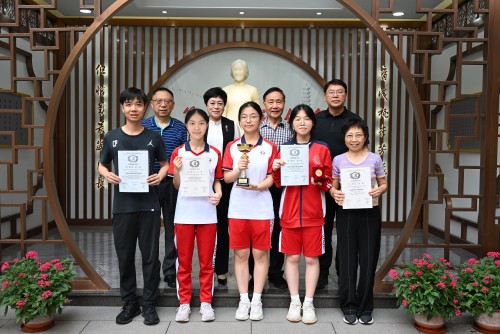 濠江中學學生在 莫斯科科技展獲佳績