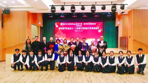 [轉載]以聲為媒 傳承經典——濠江中學嵐荷朗誦隊專訪