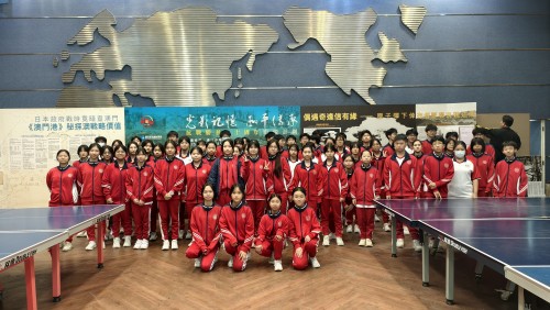 光影憶崢嶸，同心傳和平：學生會組織幹事參觀抗戰勝利80周年影像展