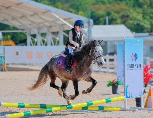 HKP Student Won Three Team Awards at Zhuhai Youth Equestrian Championships