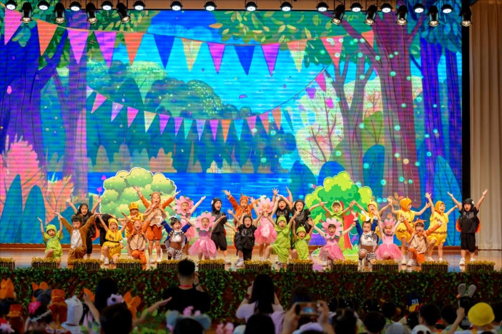 濠江英才幼稚園舉辦 “慶六一・迎校慶” 繪本劇表演活動
